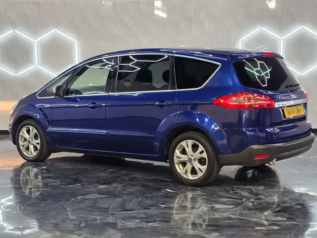Used Ford S-MAX Titanium 140 HP (102 kW) 2014 Blue MPV