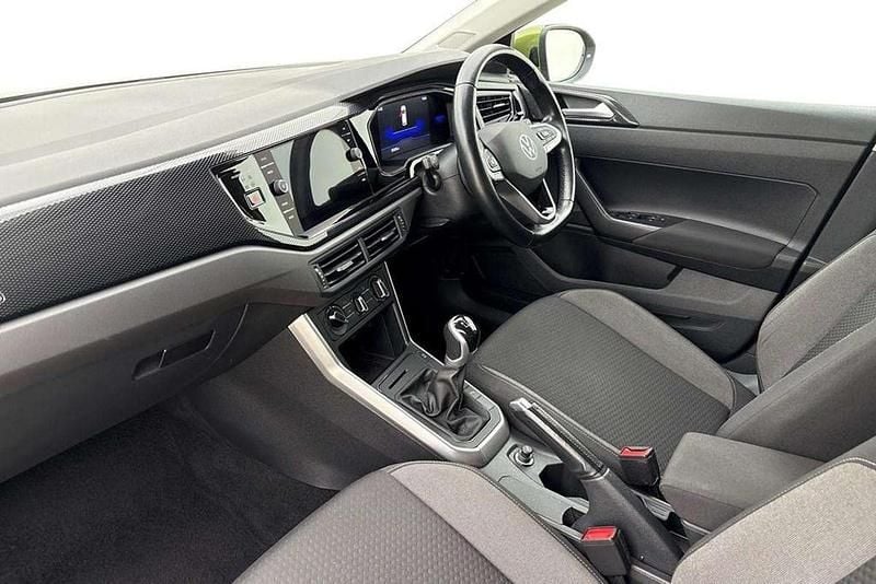 Used VW Taigo Life 95 HP (69 kW) 2023 Green SUV