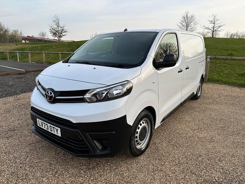 Used Toyota Proace Active 2023 White MPV