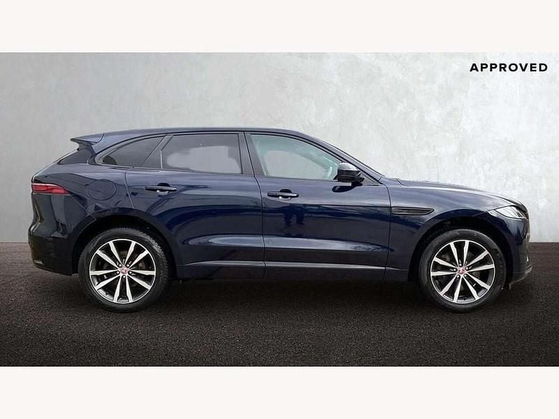 Used Jaguar F-Pace R-Dynamic 404 HP (297 kW) 2022 Portofino blue SUV