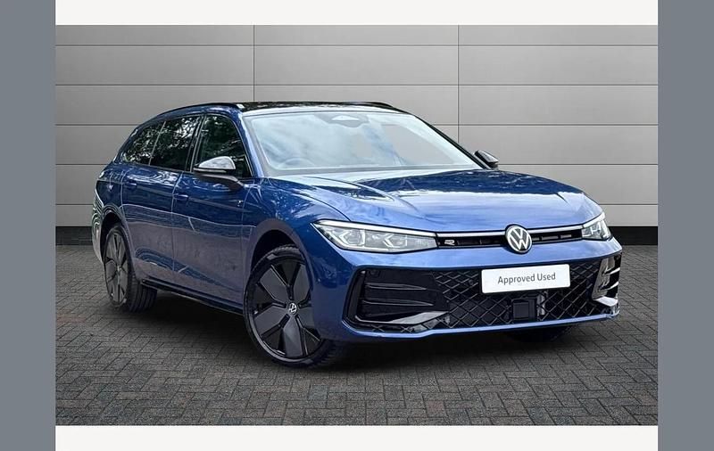 Blue Used 2025 VW Passat R-line Estate | £40,950 - Image 1/3