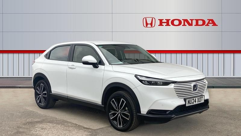 Used Honda HR-V Elegance 131 HP (96 kW) 2024 White SUV