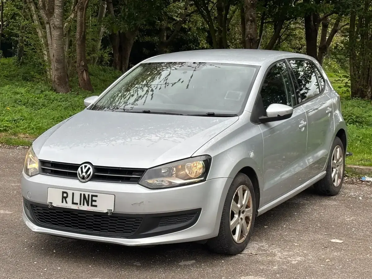 Used VW Polo SE 85 HP (62 kW) 2010 Silver Hatchback