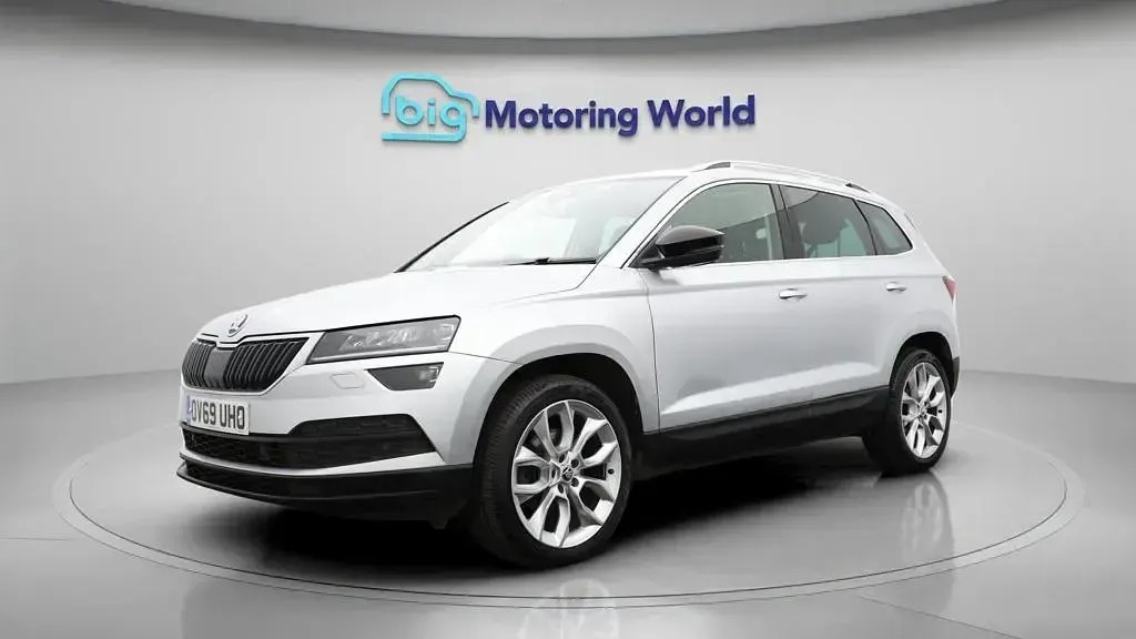 Used Skoda Karoq 150 HP (110 kW) 2019 Silver SUV