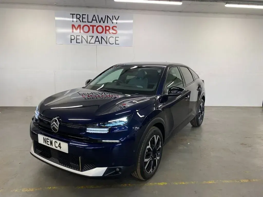 New Citroën C4 2026 White SUV