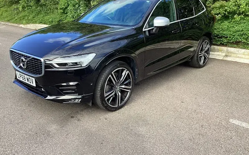 Używany Volvo XC60 R-Design Pro 190 KM (139 kW) 2018 Czarny SUV