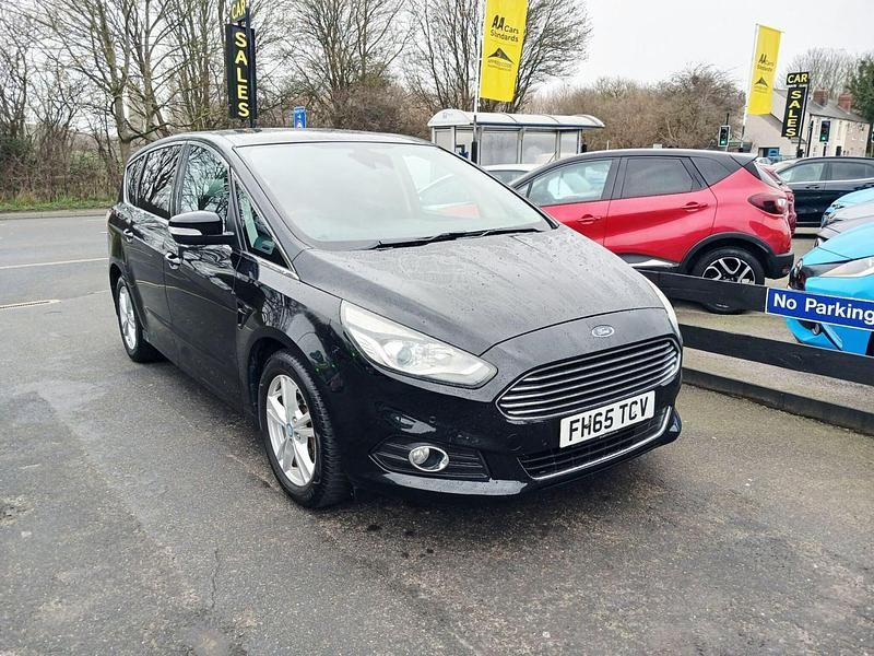 Used Ford S-MAX Titanium 150 HP (110 kW) 2015 Black MPV