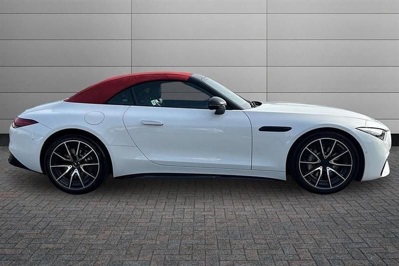 Used Mercedes SL43 AMG Premium 381 HP (280 kW) 2023 White Cabriolet