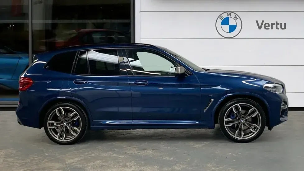 Begagnad BMW X3 Comfort Edition 360 HK (264 kW) 2019 Blå SUV