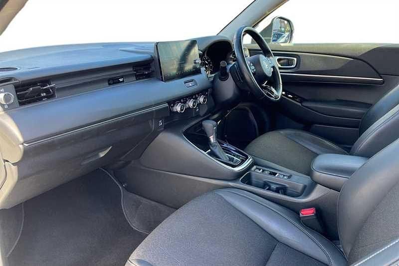 Used Honda HR-V Advance 131 HP (96 kW) 2023 White SUV