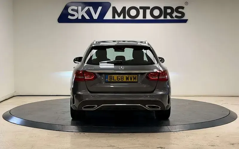 Used Mercedes C300 AMG Line Premium 258 HP (189 kW) 2018 Grey Estate