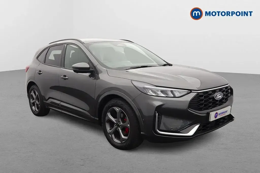 Usado Ford Kuga ST-Line 183 HP (134 kW) 2025 SUV