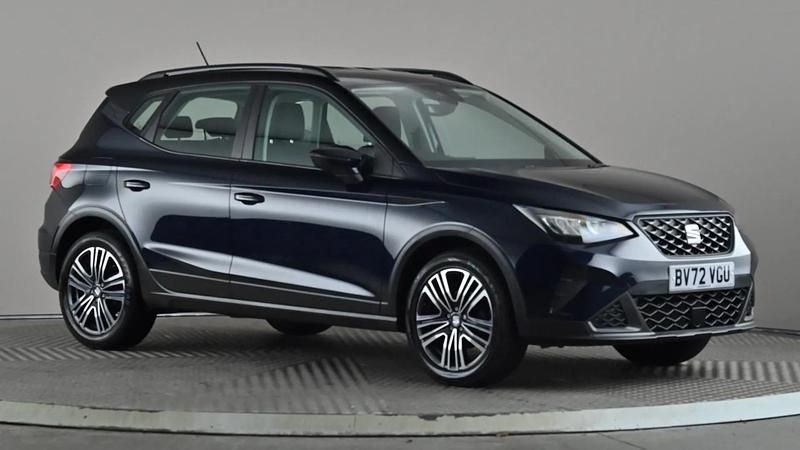Blue Used 2022 Seat Arona SE SUV | £11,498 (Fair price) - Image 1/4
