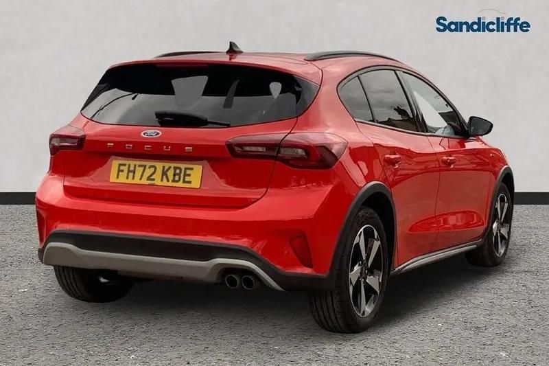 Used Ford Focus Active 125 HP (91 kW) 2023 Red Hatchback