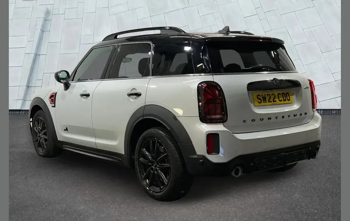 Used Mini John Cooper Works Countryman 302 HP (222 kW) 2022 Silver SUV