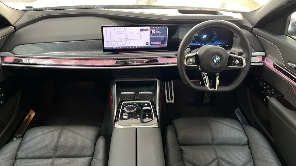 Used BMW 750e M Sport 489 HP (359 kW) 2025 Dravit grey metallic Sedan