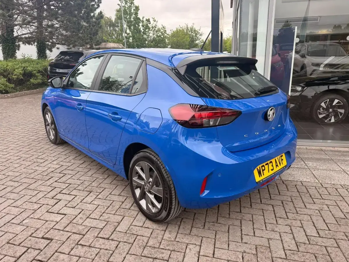 Used Vauxhall Corsa Design Edition 74 HP (54 kW) 2023 Blue Hatchback