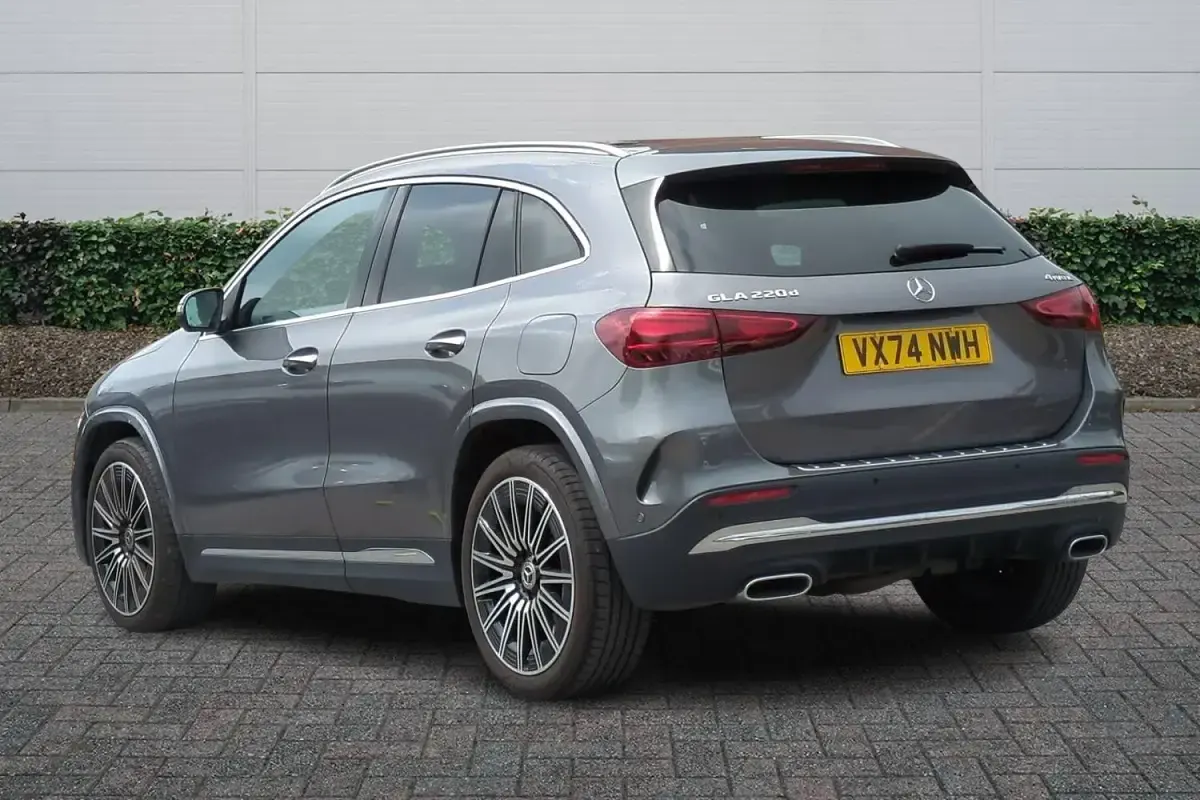 Used Mercedes GLA220 AMG Line Premium Plus 190 HP (139 kW) 2024 Grey SUV