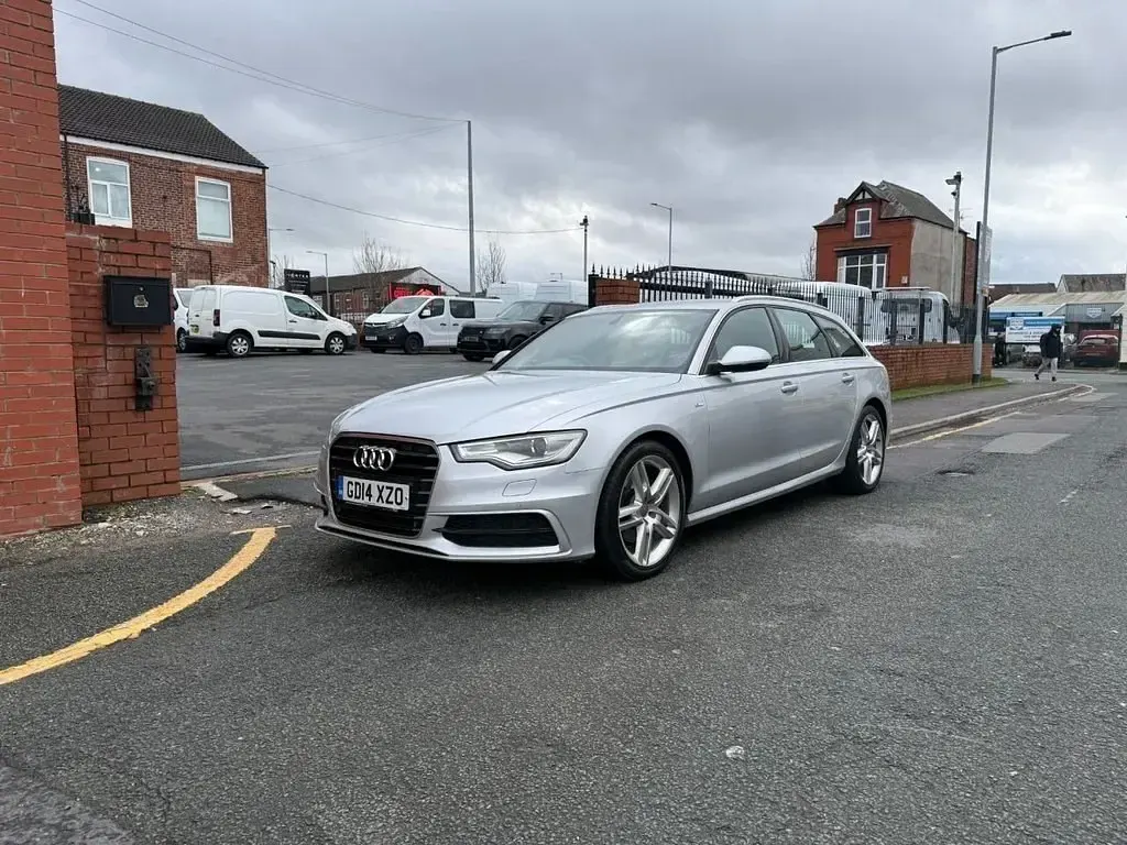 Begagnad Audi A6 S-Line 190 HK (139 kW) 2014 Silver Kombi