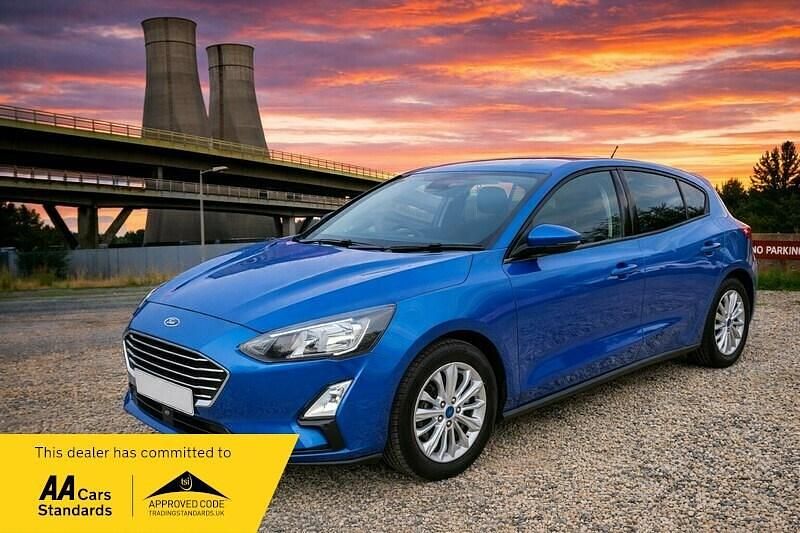 Used Ford Focus Titanium 2022 Blue Hatchback
