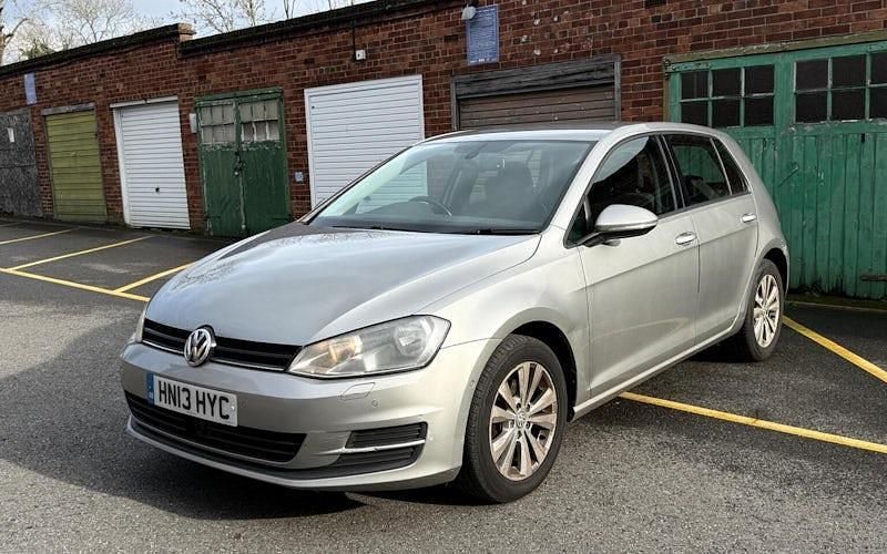 Used VW Golf VII SE 122 HP (89 kW) 2014 Hatchback