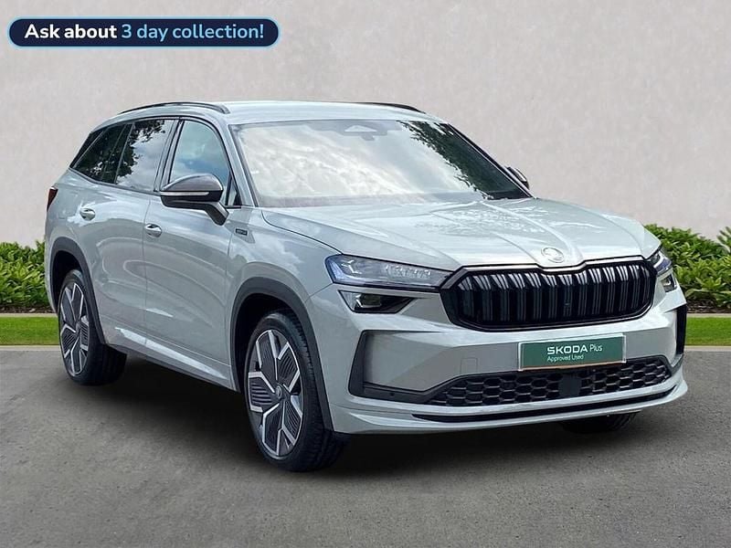 Grey New 2025 Skoda Kodiaq SportLine SUV | £40,995 (A bit pricey) - Image 1/4