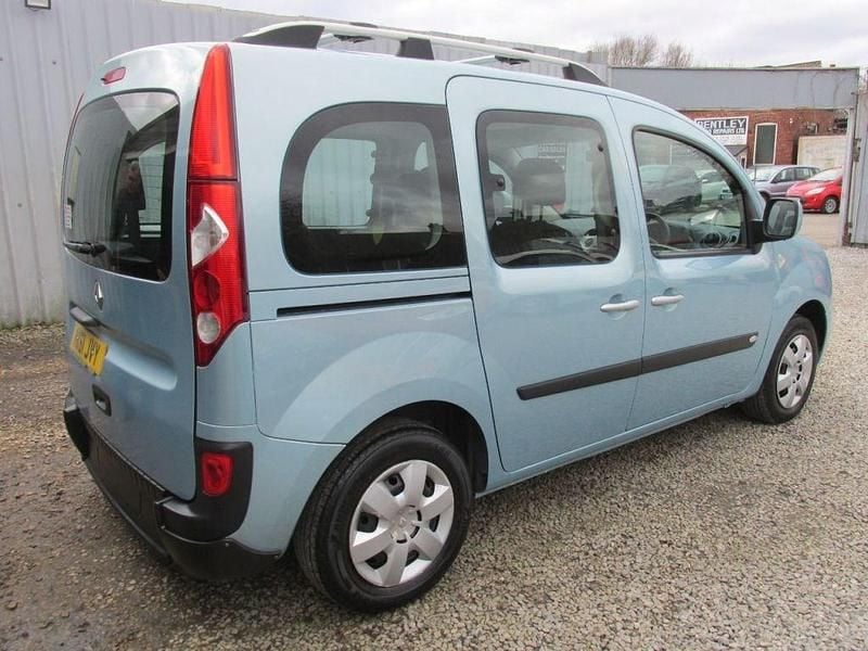 Used Renault Kangoo Expression 2011 Blue MPV