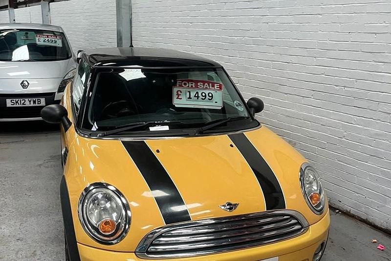 Yellow Used 2009 Mini ONE Hatch Hatchback | £1,499 (Fair price) - Image 1/1