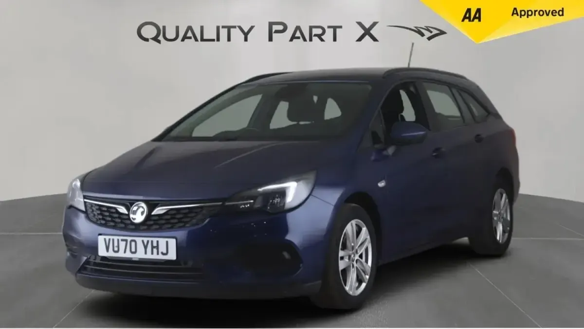 Begagnad Vauxhall Astra Business Edition 2021 Blå Kombi