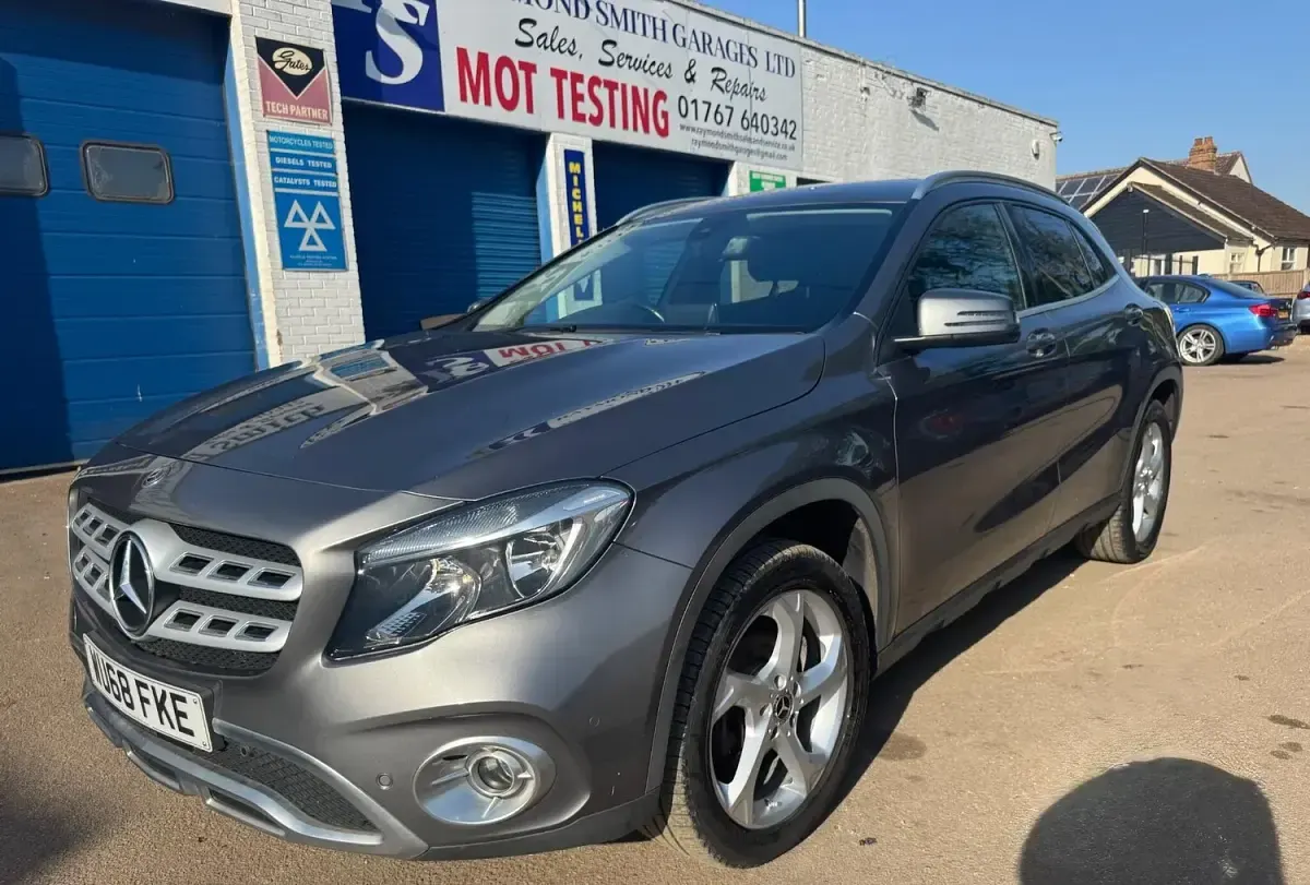Used Mercedes GLA220 Executive 2018 Grey SUV