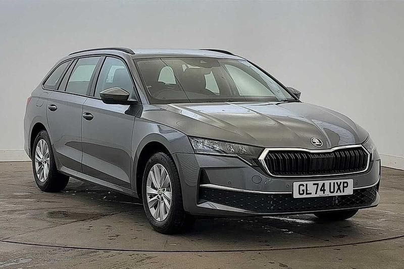 Graphite grey metallic New 2024 Skoda Octavia SE Technology Estate | £21,700 (Fair price) - Image 1/4