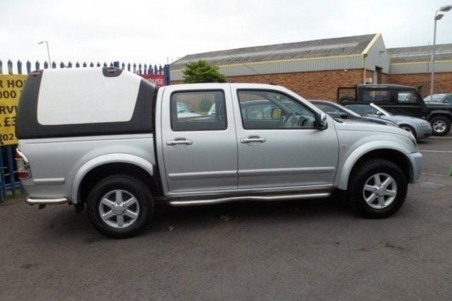 Used Isuzu Pick up 129 HP (94 kW) 2005 Pickup