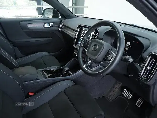 Used Volvo XC40 Pro 300 kW (408 HP) 2021 Black SUV