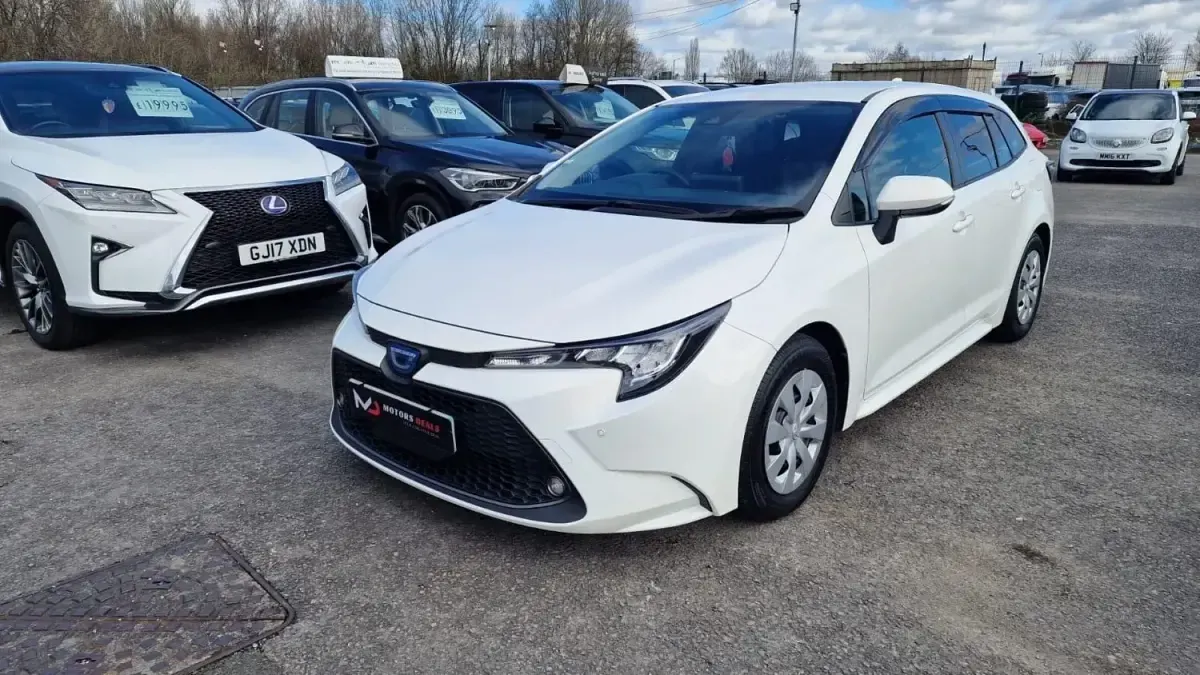 Usado Toyota Corolla 2022 Branco Carrinha