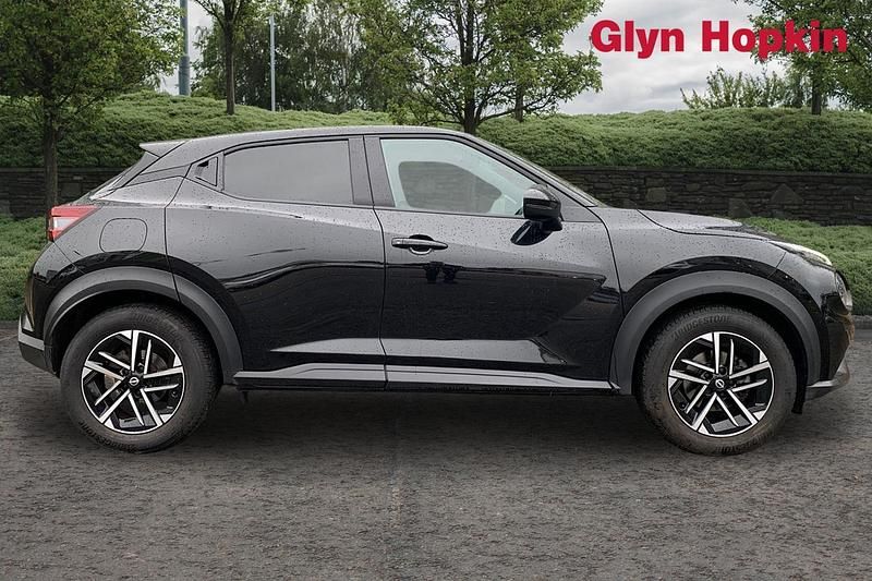 Used Nissan Juke N-Connecta 114 HP (83 kW) 2025 Black SUV