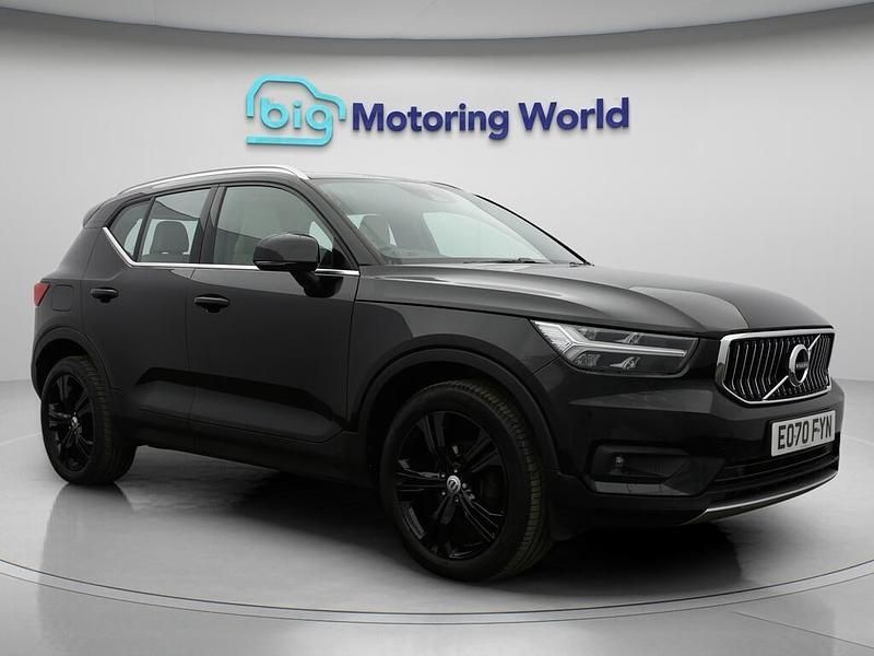 Black Used 2020 Volvo XC40 Inscription SUV | £20,800 (Fair price) - Image 1/4