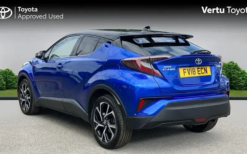 Used Toyota C-HR 122 HP (89 kW) 2018 Blue SUV