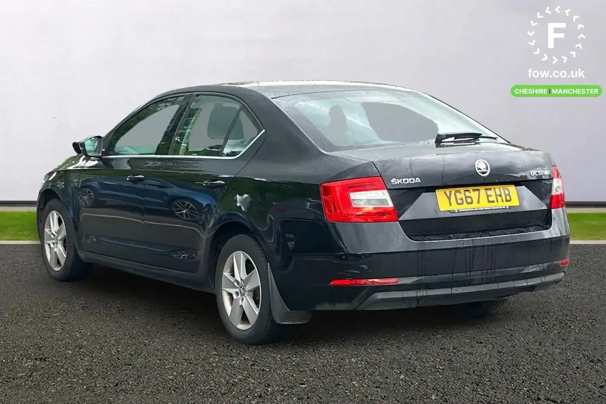 Used Skoda Octavia SE 115 HP (84 kW) 2017 Black Hatchback