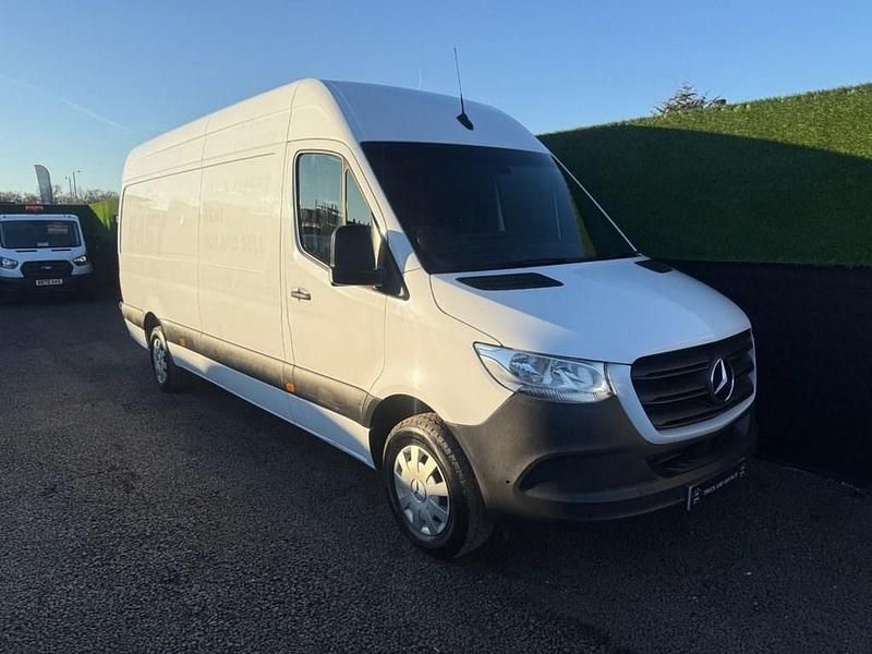 Begagnad Mercedes Sprinter Premium 2022 Vit Van
