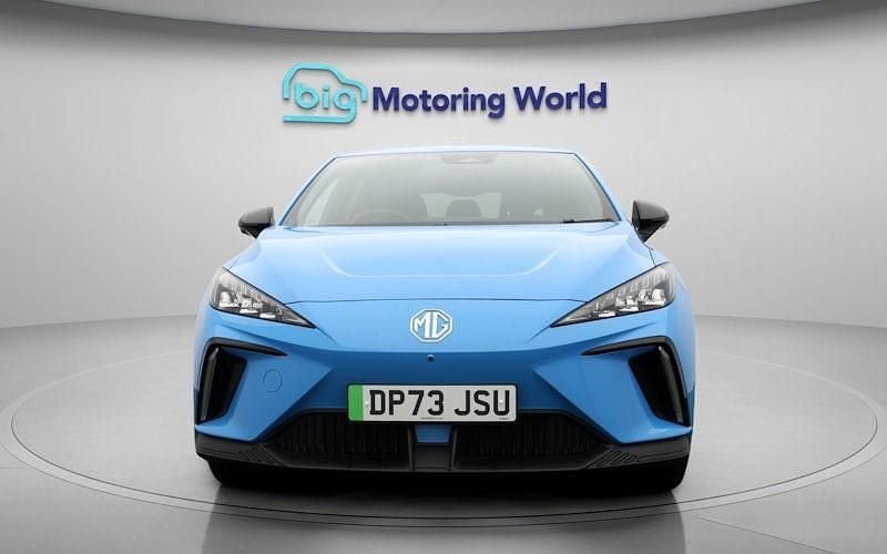 Used MG MG4 EV Trophy 150 kW (204 HP) 2024 Blue Hatchback