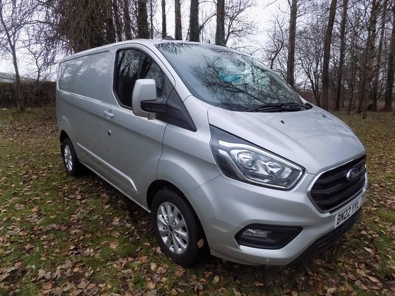 Used Ford Transit Custom Limited 130 HP (95 kW) 2022 Silver Van