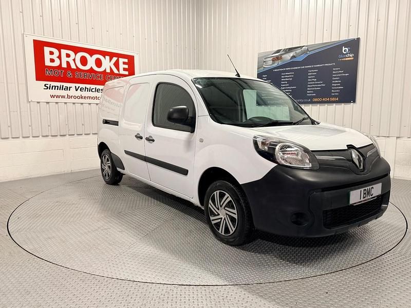 Used Renault Kangoo Business 44 kW (60 HP) 2019 White MPV