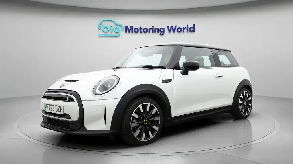 Used Mini Cooper SE Hatch 135 kW (184 HP) 2023 Hatchback