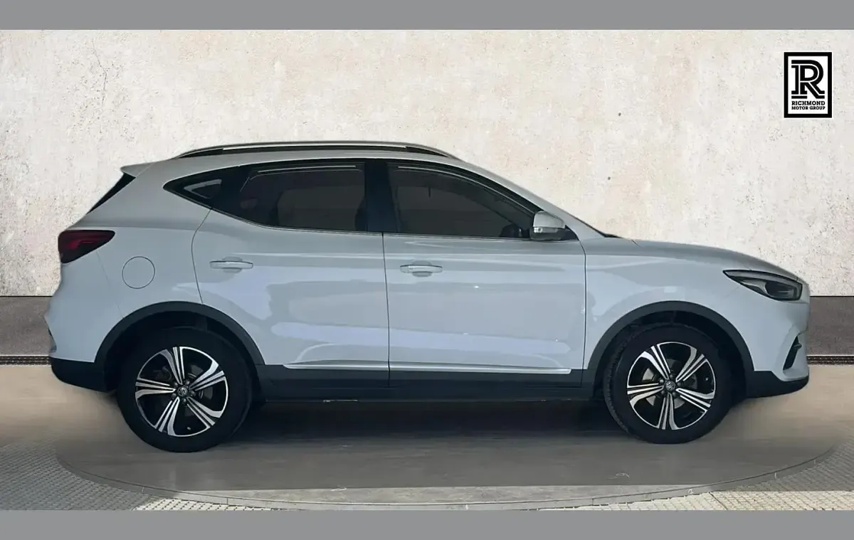 Used MG ZS Excite 111 HP (81 kW) 2023 White SUV