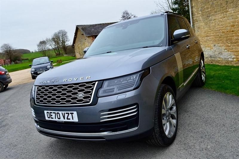 Used Land Rover Range Rover Autobiography 350 HP (257 kW) 2021 Grey SUV
