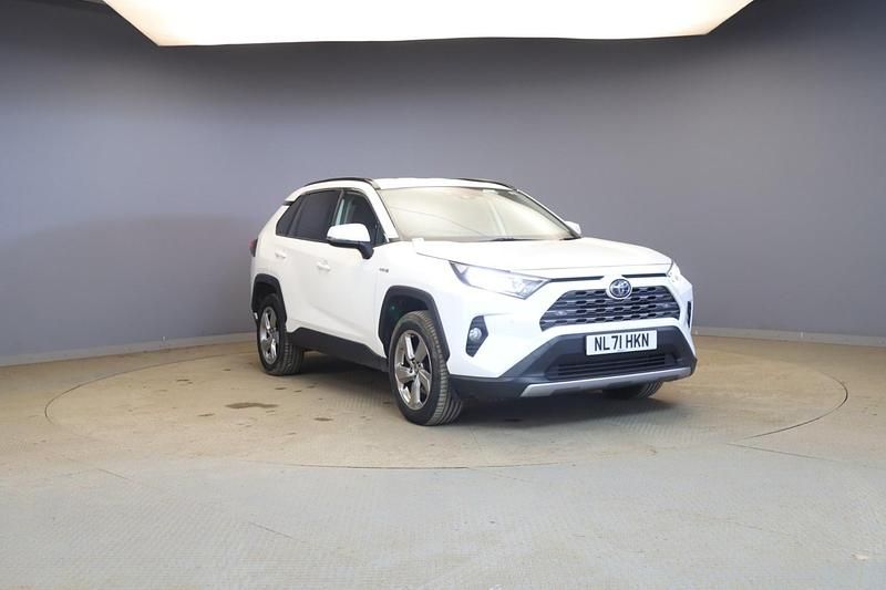 Used Toyota RAV4 Design 2021 White SUV