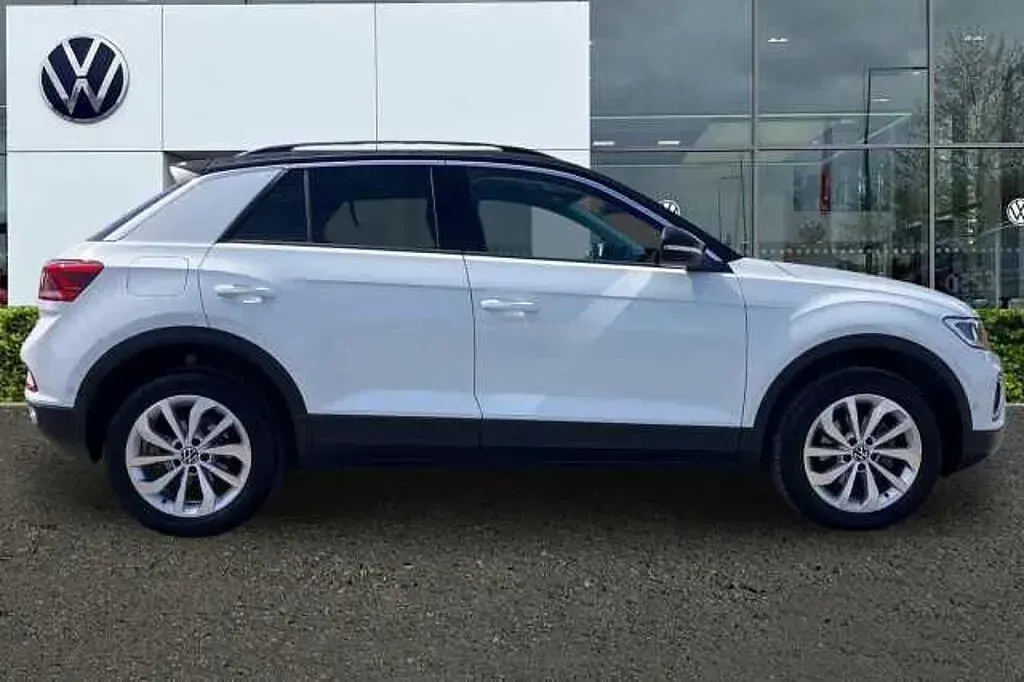 Used VW T-Roc 150 HP (110 kW) 2025 SUV