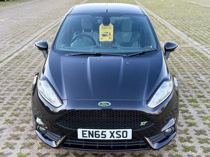 Used Ford Fiesta ST 182 HP (133 kW) 2016 Black Hatchback