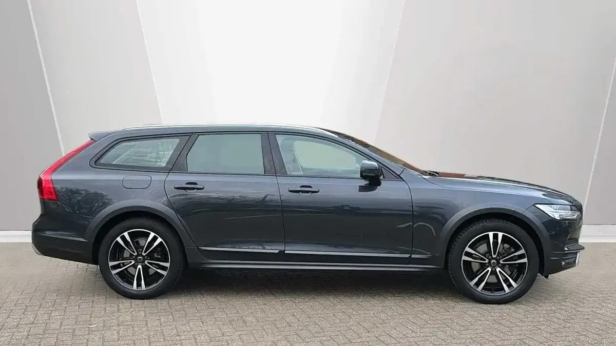 Used Volvo V90 Plus 2019 Grey Estate