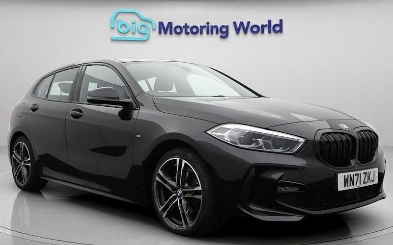 Used BMW 118 M Sport 136 HP (100 kW) 2021 Black Hatchback